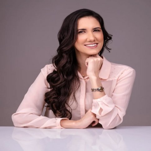 Dra Fernanda 